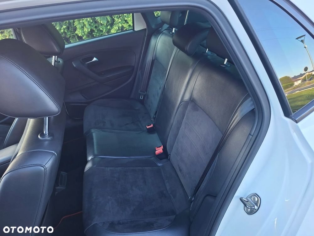 Volkswagen Polo 1.4 TSI GTI DSG - 14