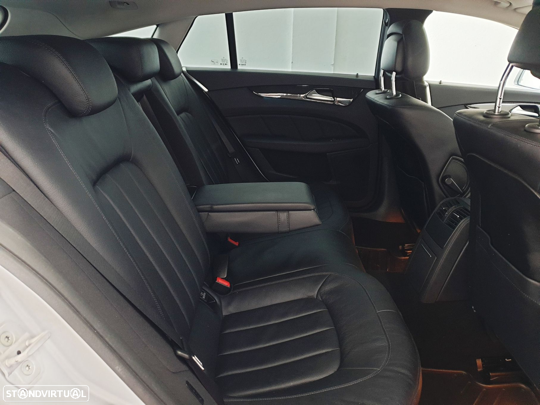 Mercedes-Benz CLS 350 CDi BlueEfficiency Shooting Brake - 31