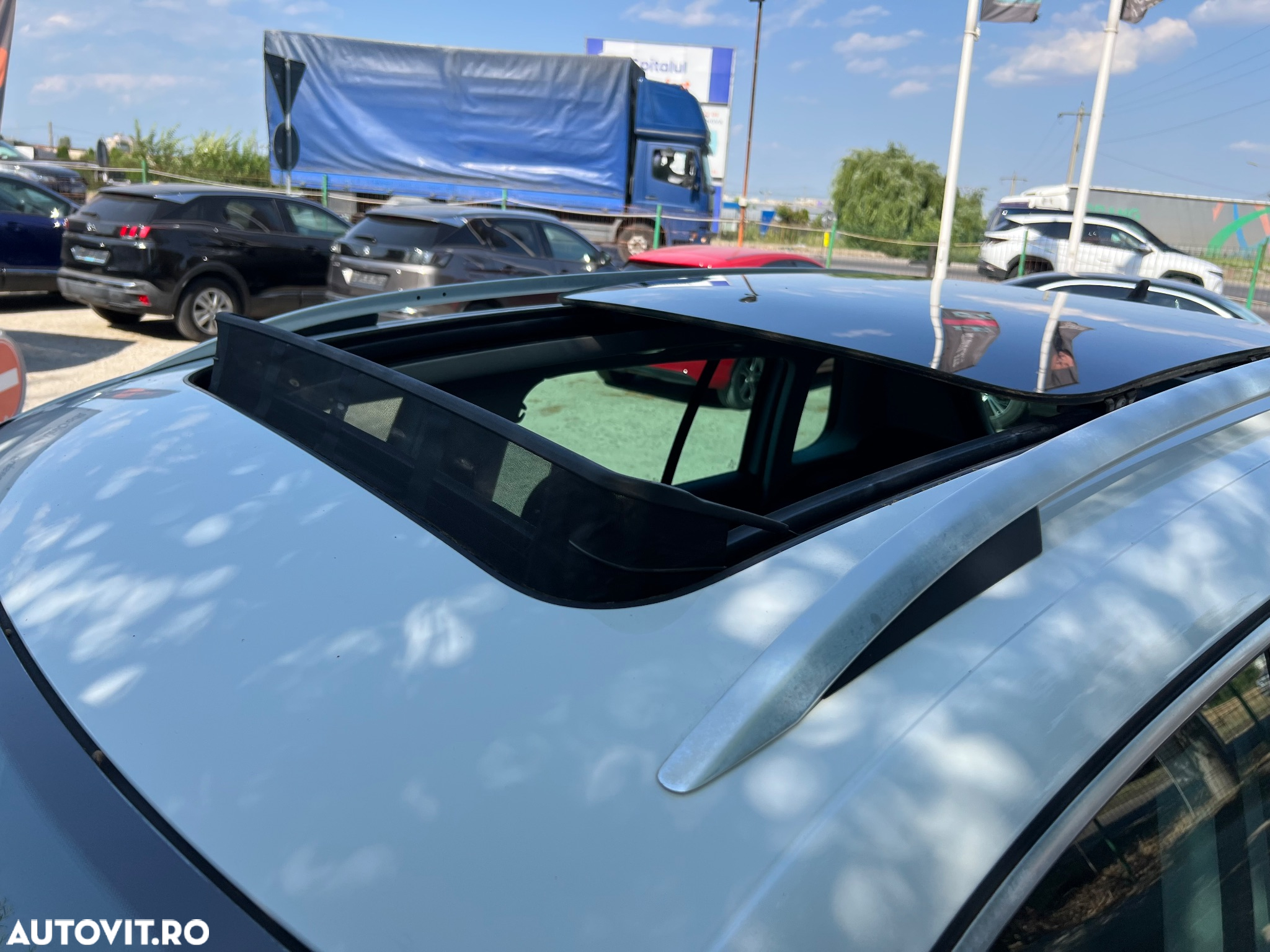 Volkswagen Tiguan 2.0 TDI BMT Sport & Style - 14