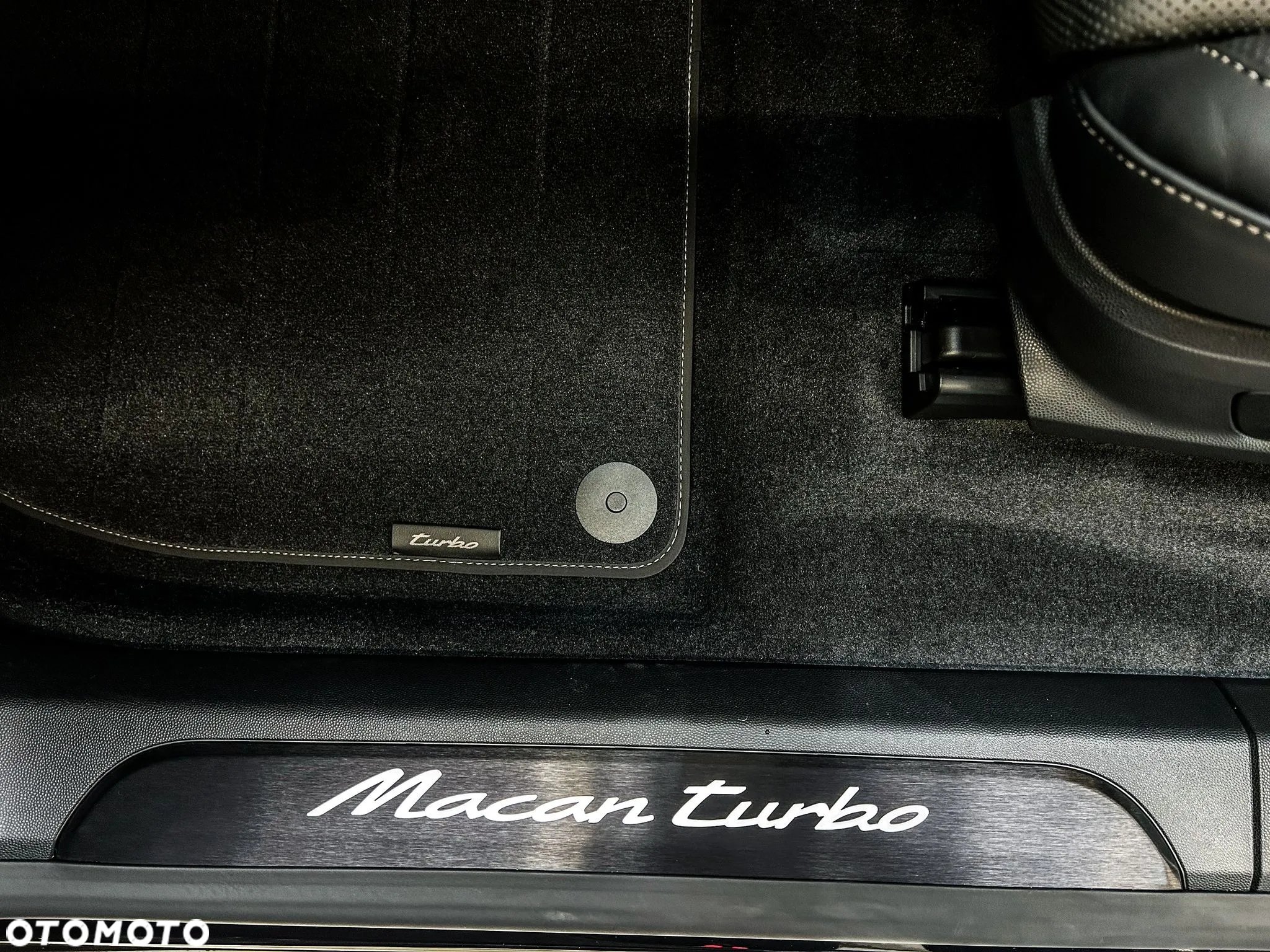 Porsche Macan Turbo 100kWh - 22