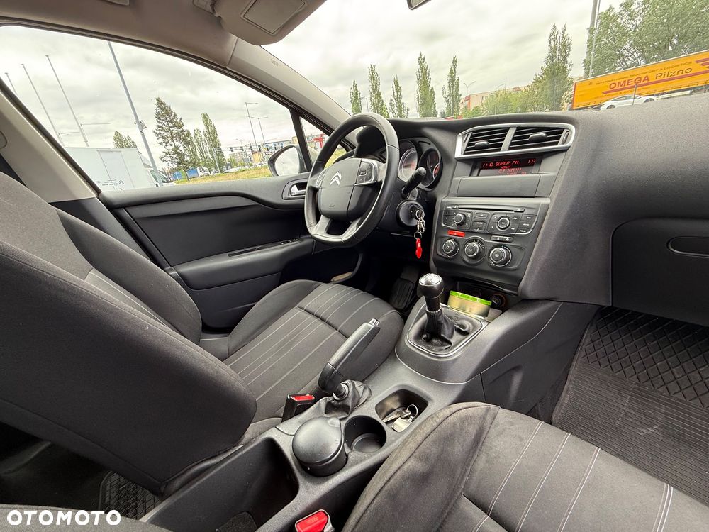 Citroën C4 1.6 VTi SX - 21
