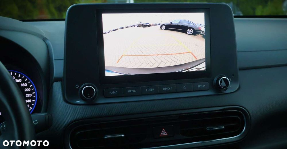 Hyundai Kona - 26