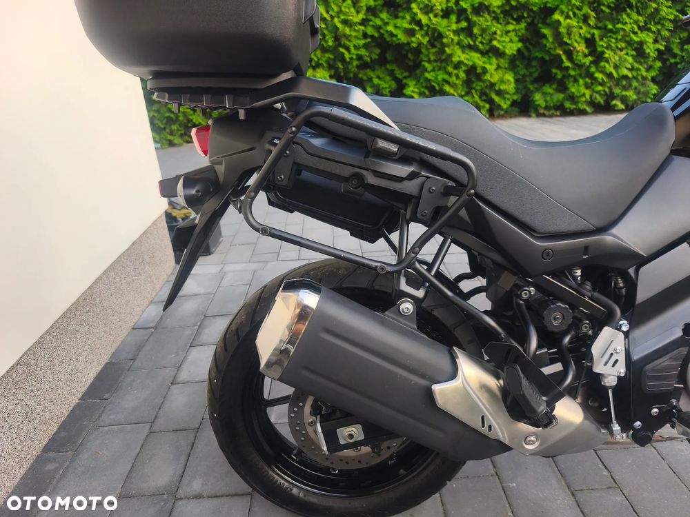 Suzuki V-STROM - 16