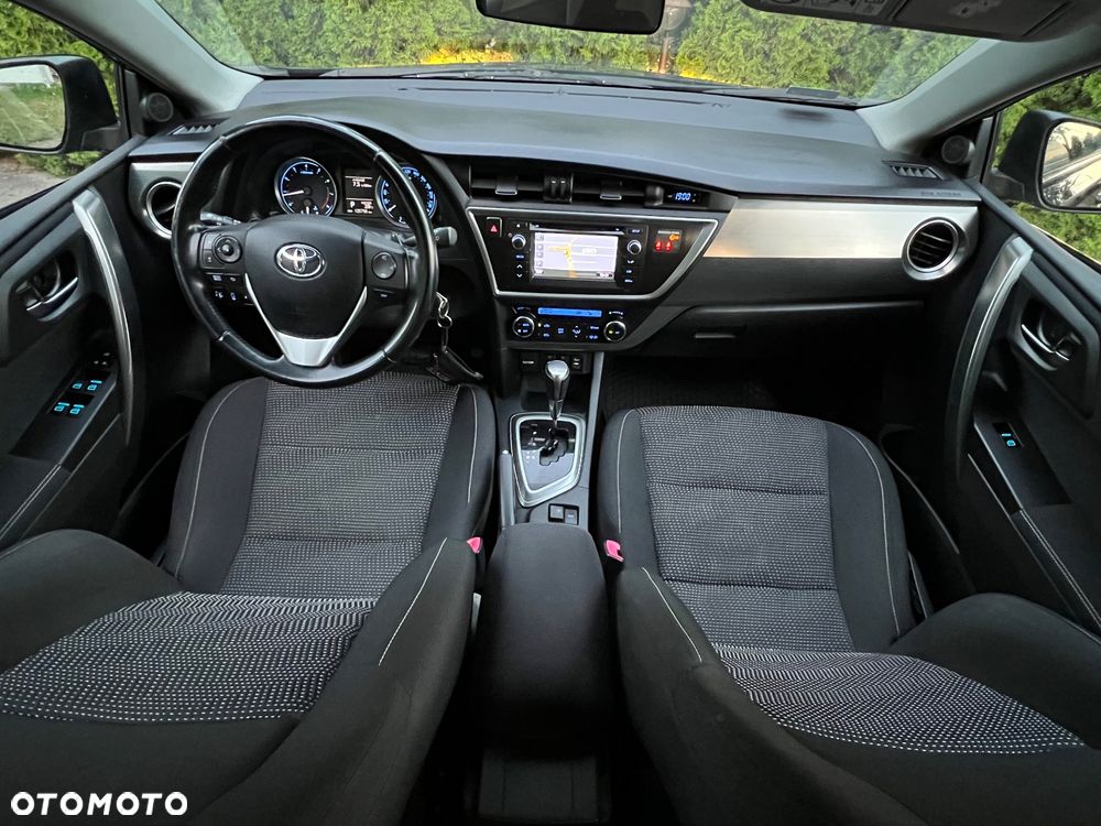 Toyota Auris 1.6 Premium Comfort MS - 8