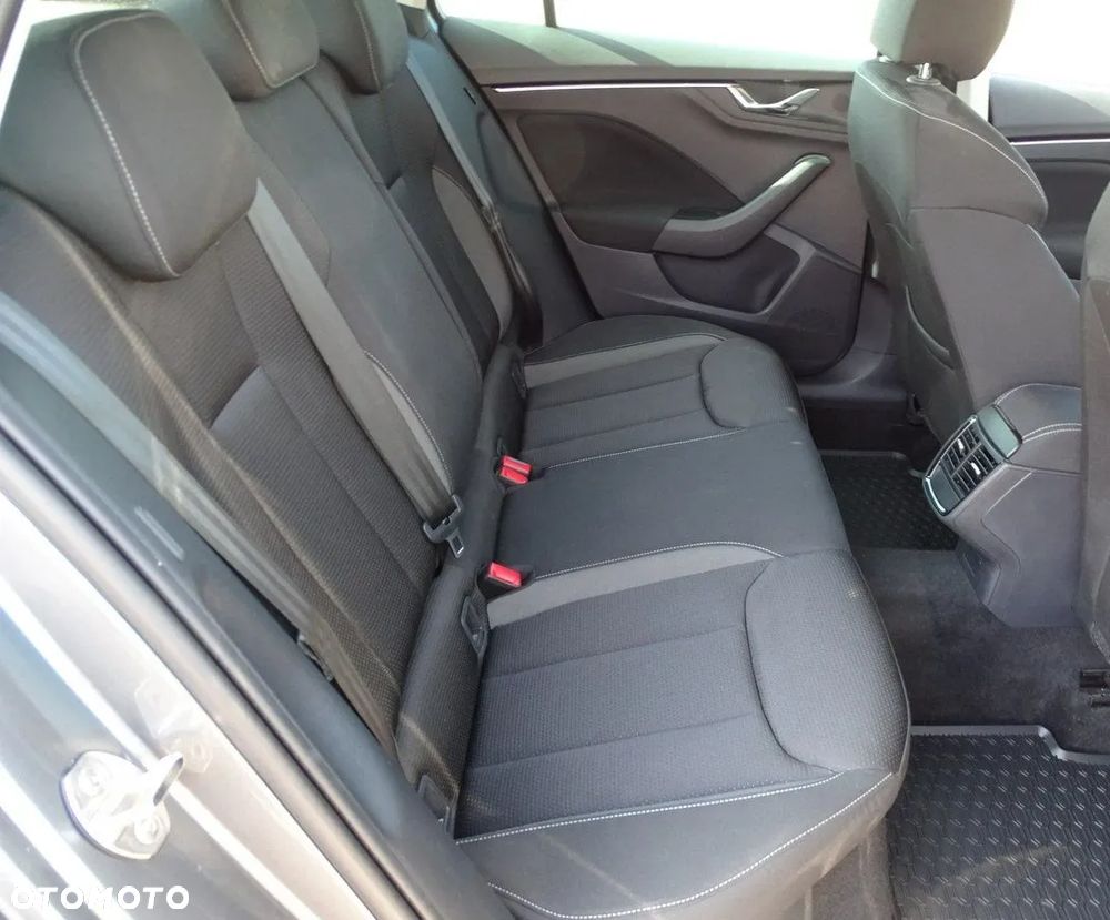 Skoda Kamiq 1.0 TSI Ambition - 6