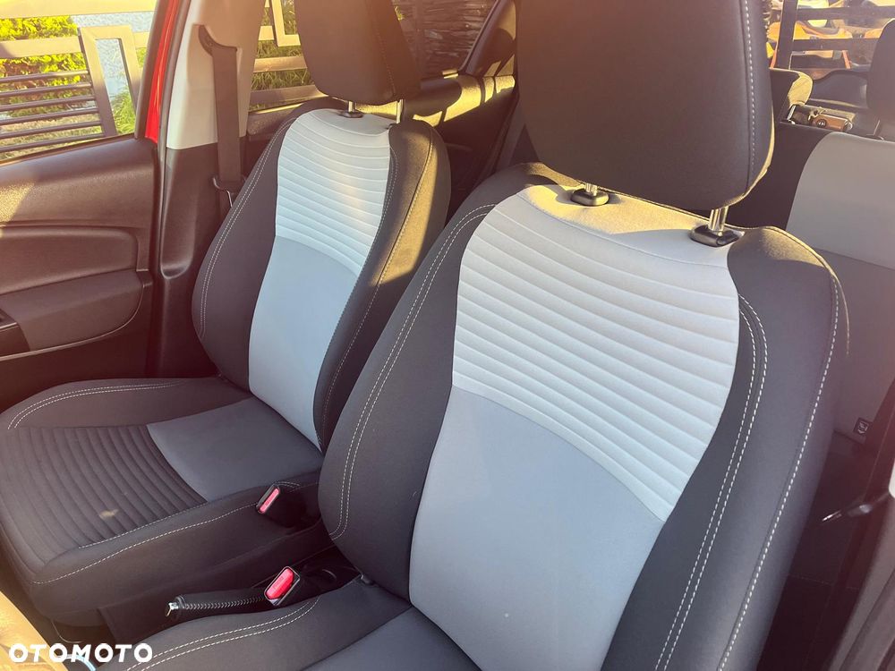 Toyota Yaris - 5