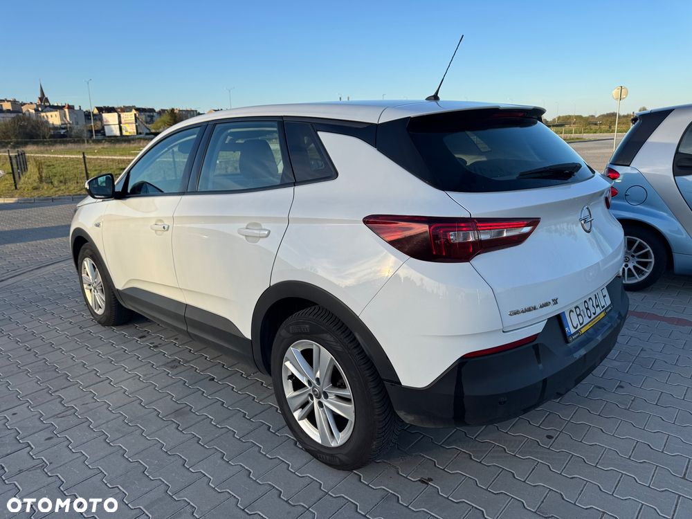 Opel Grandland X 1.2 T GPF Enjoy S&S - 3