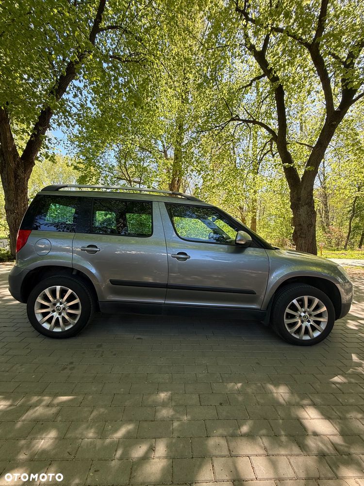 Skoda Yeti 2.0 TDI DPF 4x4 Adventure DSG - 9