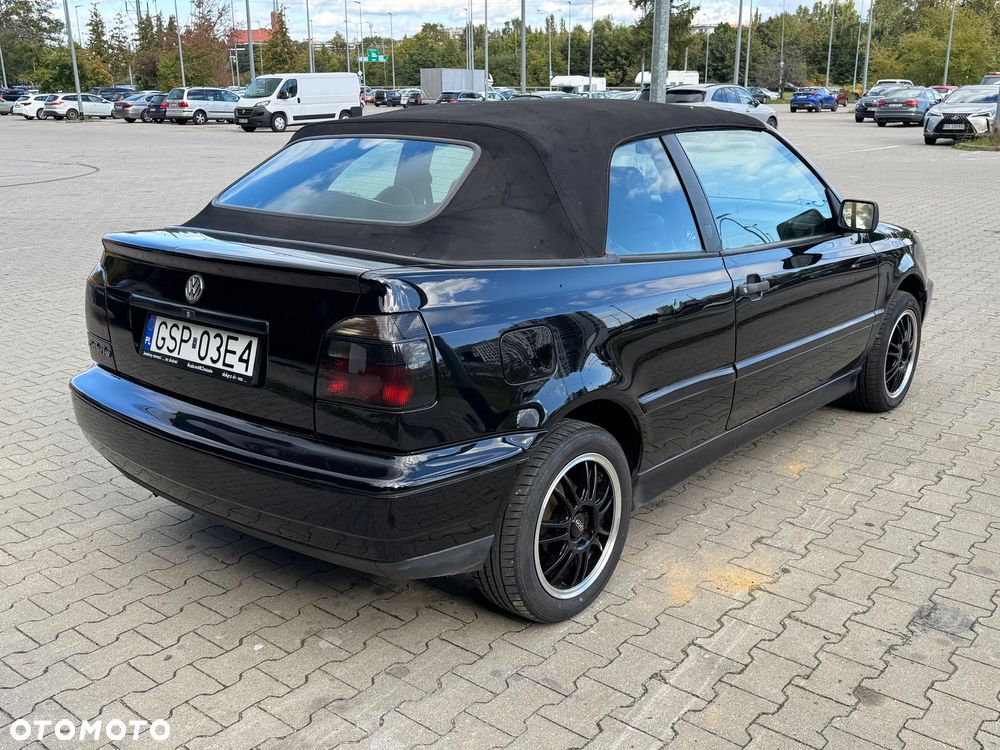 Volkswagen Golf - 5