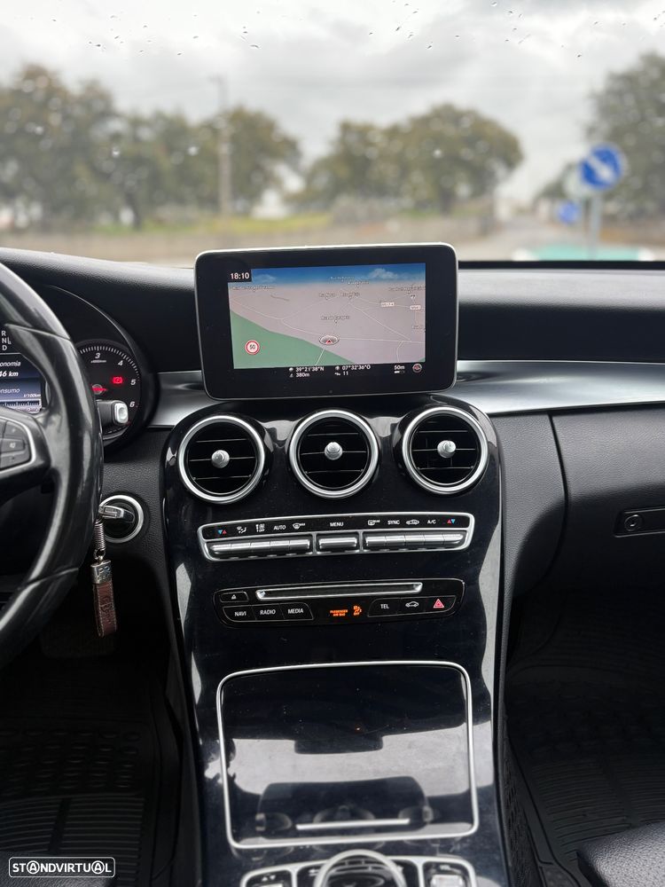 Mercedes-Benz C 200 - 10