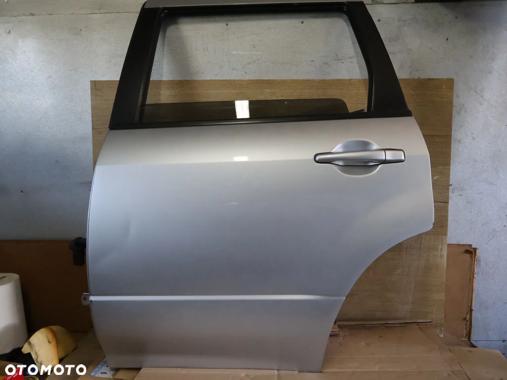 MITSUBISHI OUTLANDER I 03-07 DRZWI LEWE TYŁ TYLNE A31 - 1