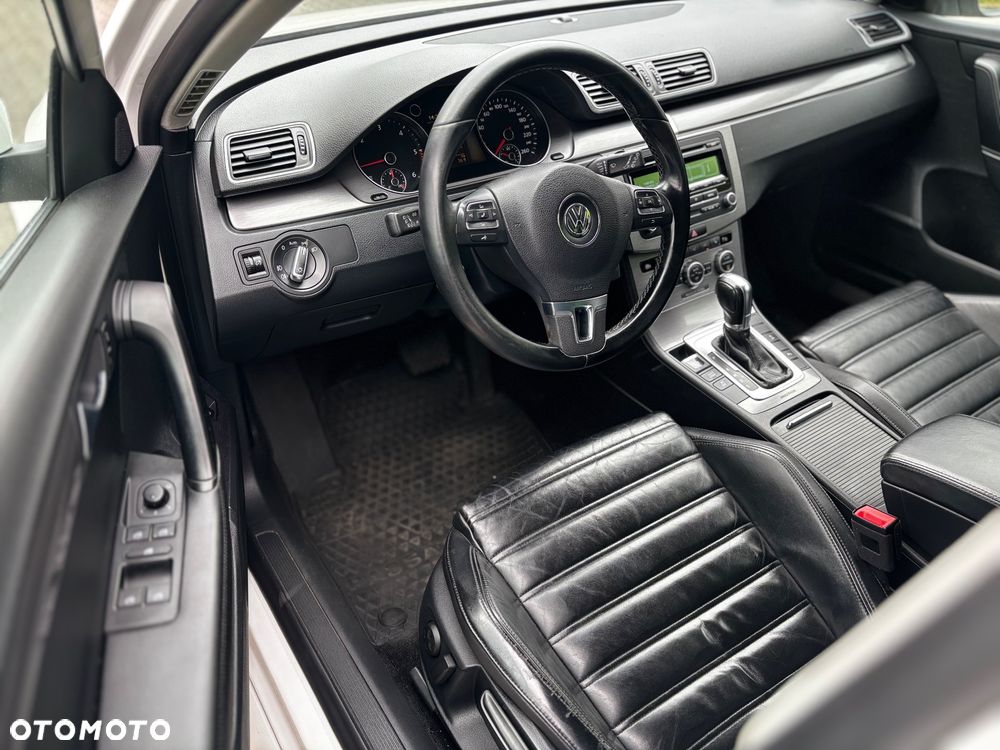 Volkswagen Passat 2.0 TDI 4Mot Highline DSG - 9