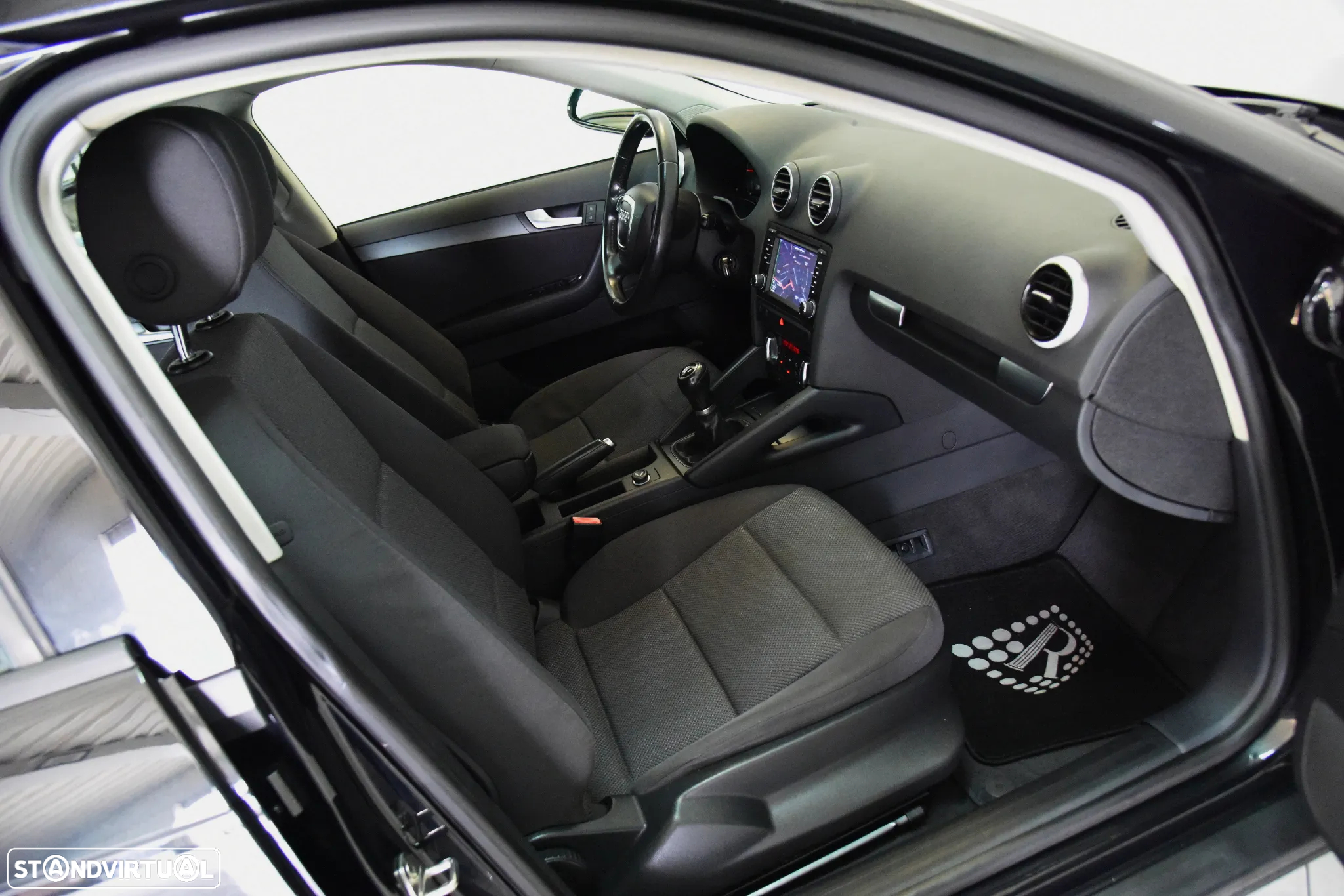 Audi A3 Sportback 1.6 TDI Attraction Special Edition - 21