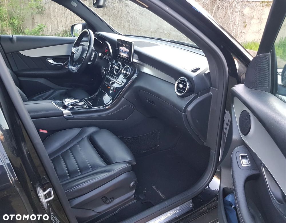 Mercedes-Benz GLC 250 d 4Matic 9G-TRONIC AMG Line - 6