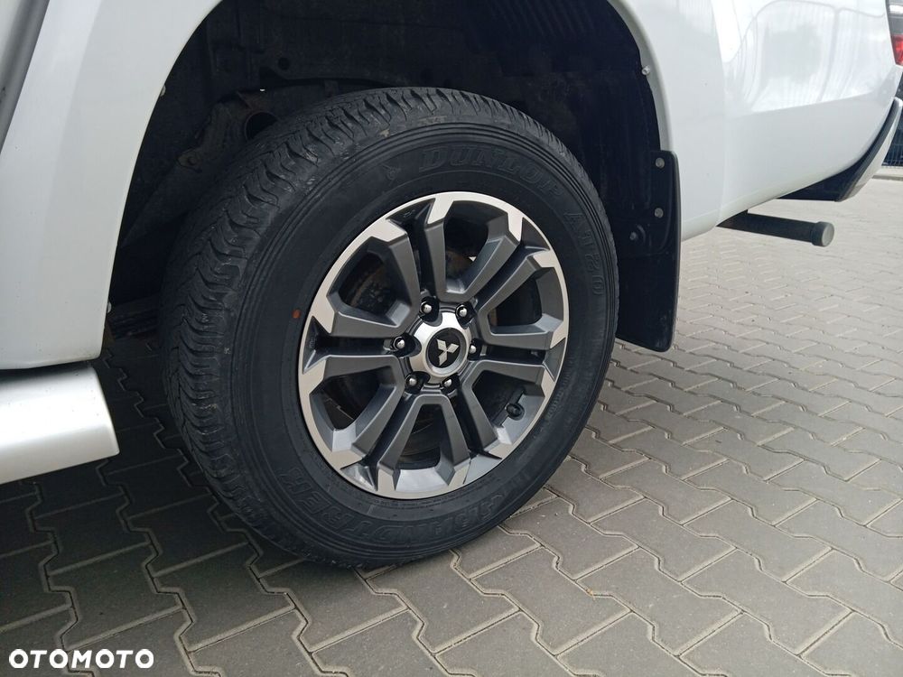 Mitsubishi L200 - 10
