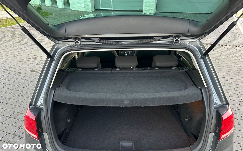 Volkswagen Golf 1.0 TSI (BlueMotion Technology) DSG Comfortline - 28