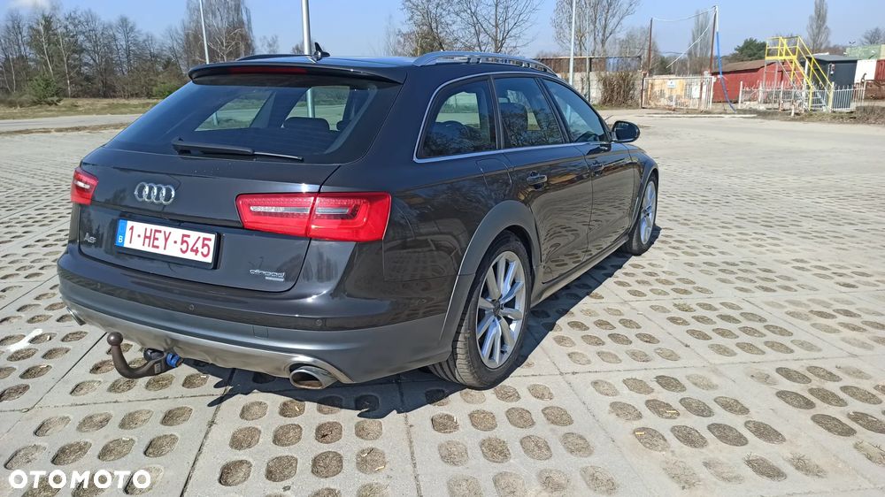 Audi A6 Allroad - 16