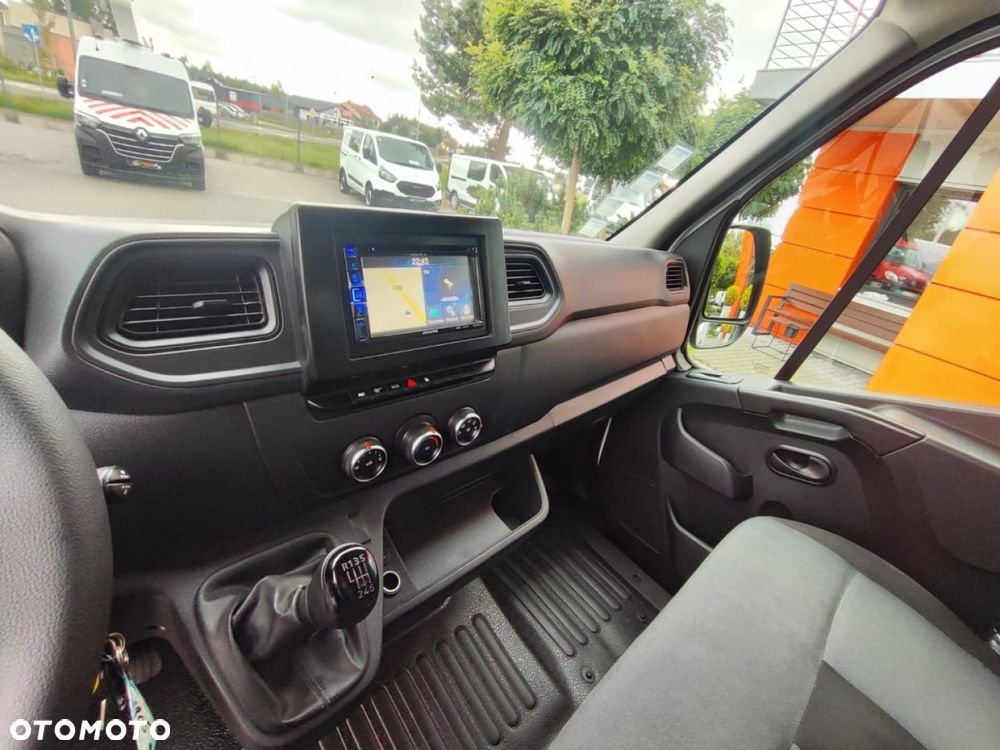 Renault Master - 18