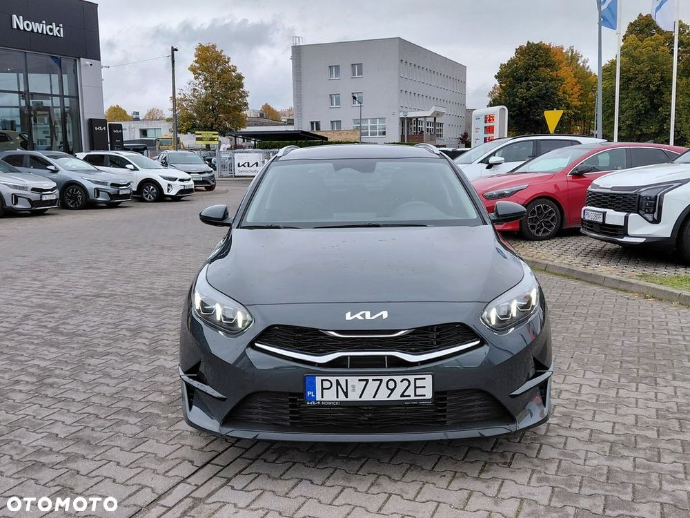 Kia Ceed 1.5 T-GDI M DCT - 8