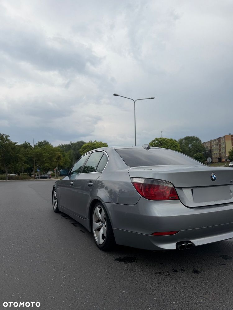 BMW Seria 5 525d - 20