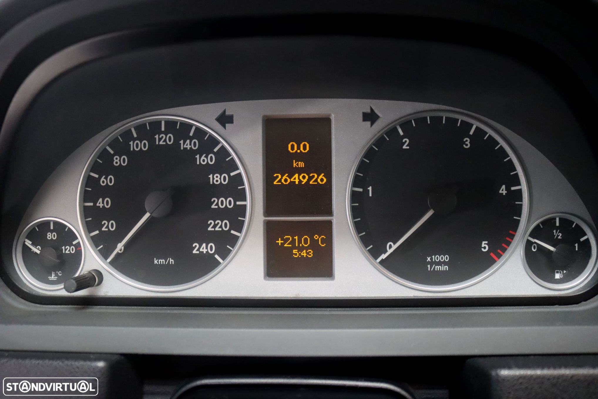 Mercedes-Benz B 180 CDi - 7