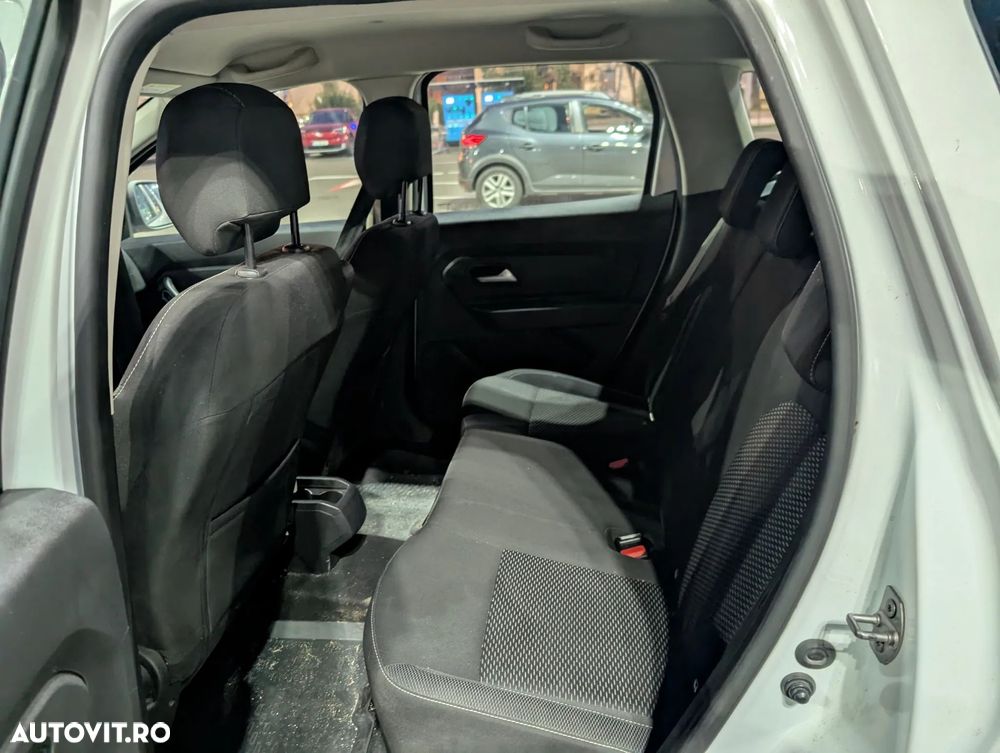 Dacia Duster 1.5 Blue dCi 4WD Comfort - 10