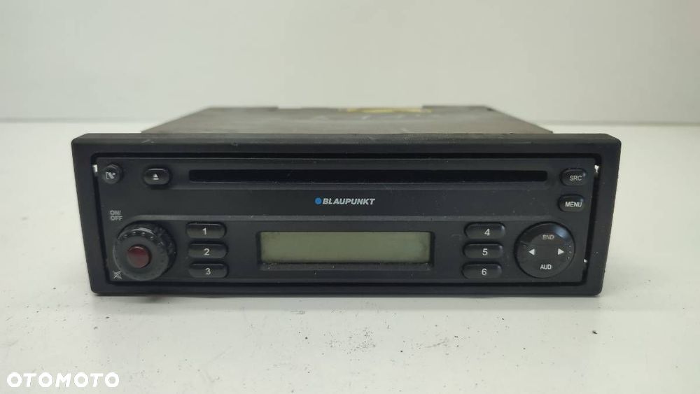 RADIO BLAUPUNKT RENAULT   8200617365 - 1