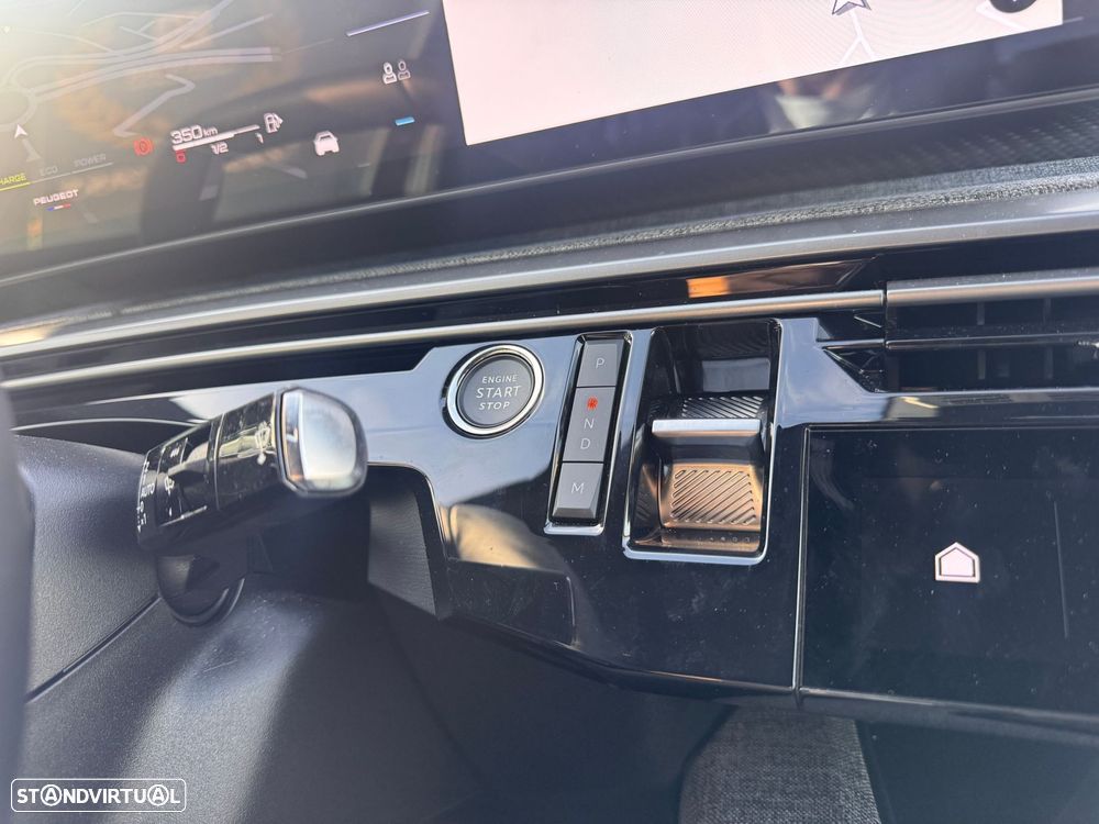 Peugeot 3008 1.2 Hybrid Allure e-DCS6 - 14