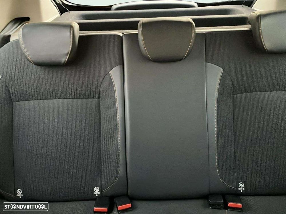 Dacia Sandero 0.9 TCe Stepway - 16