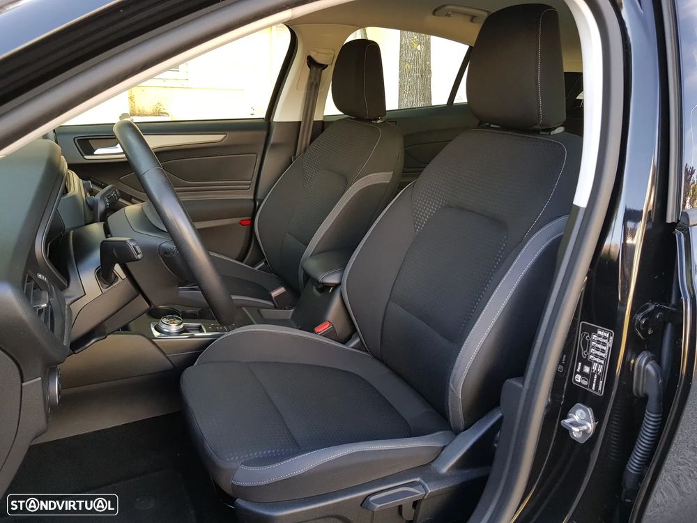Ford Focus 1.5 TDCi ECOBlue Connected Aut. - 34