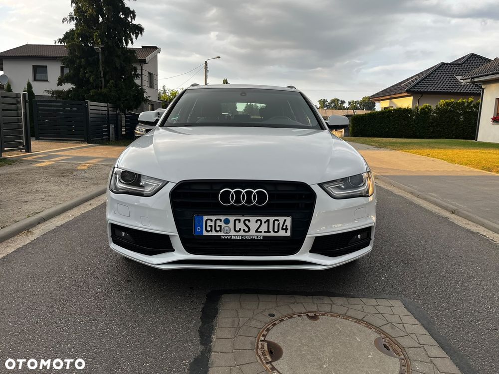 Audi A4 Avant 2.0 TDI DPF S line Sportpaket - 2