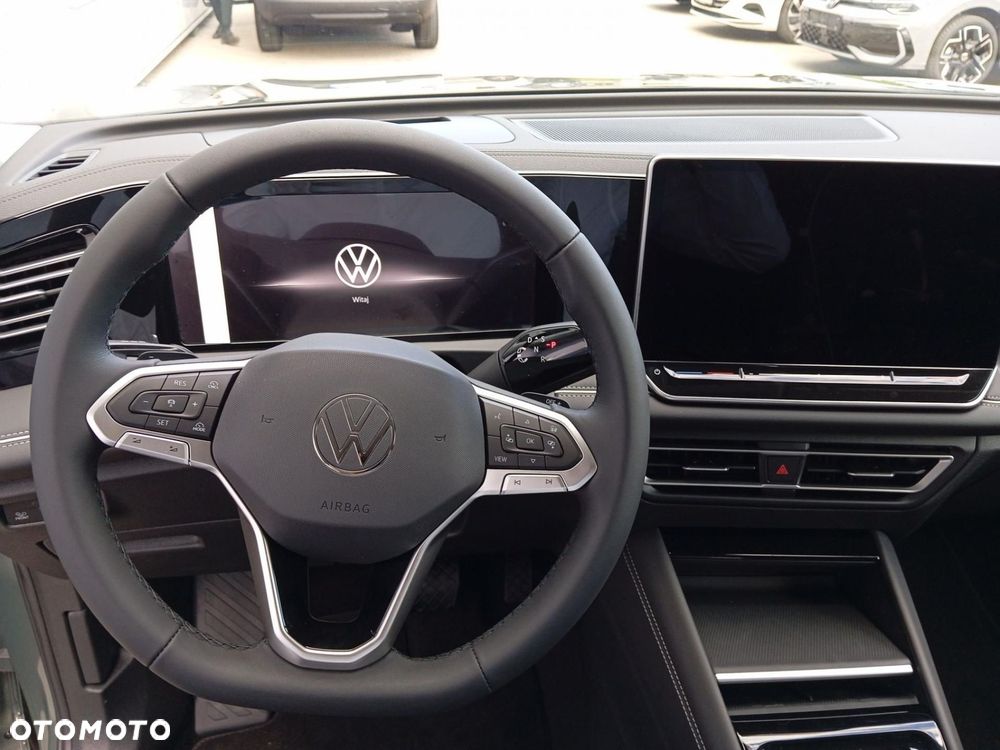Volkswagen Tiguan - 27