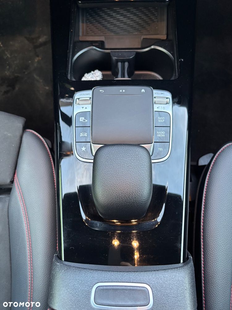 Mercedes-Benz Klasa A 180 d 7G-DCT AMG Line - 19