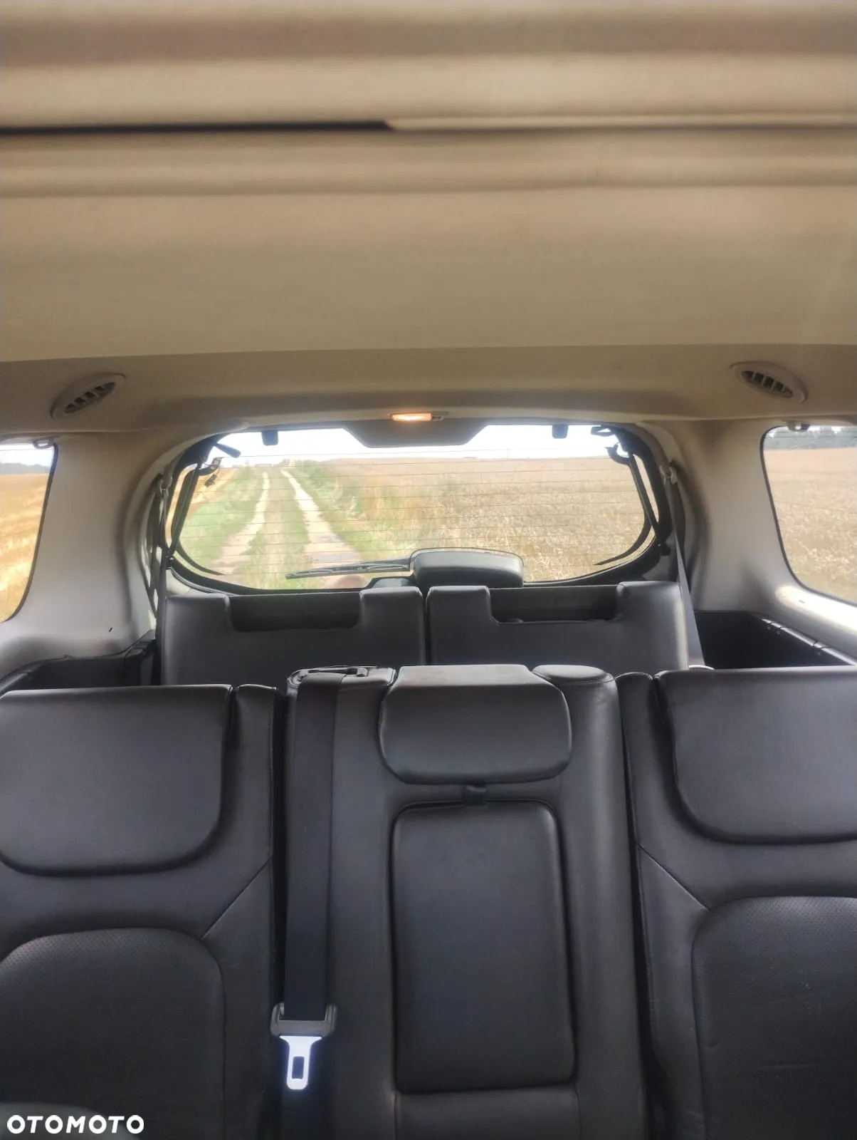 Nissan Pathfinder 2.5 dCi SE - 8
