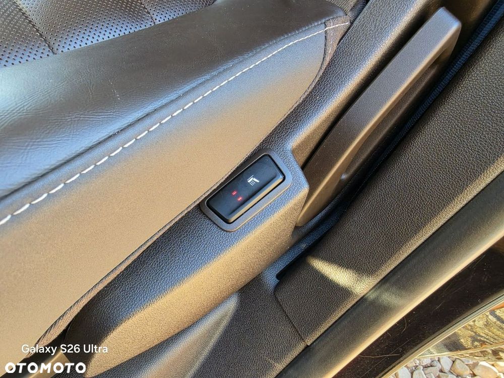 Renault Espace 1.6 TCE Initiale Paris EDC 7os - 32