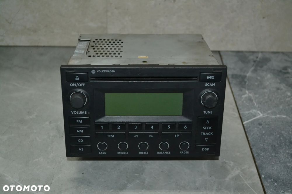 VW POLO 9N GOLF IV BORA PASSAT B5 RADIO SAMOCHODOWE FABRYCZNE DELTA 6 2 DIN KOD 3B7035195 POMORSKIE - 1