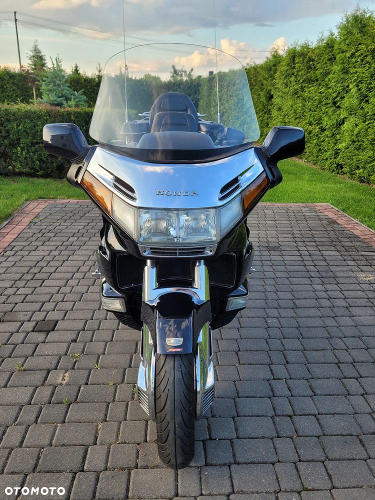 Honda GL - 8