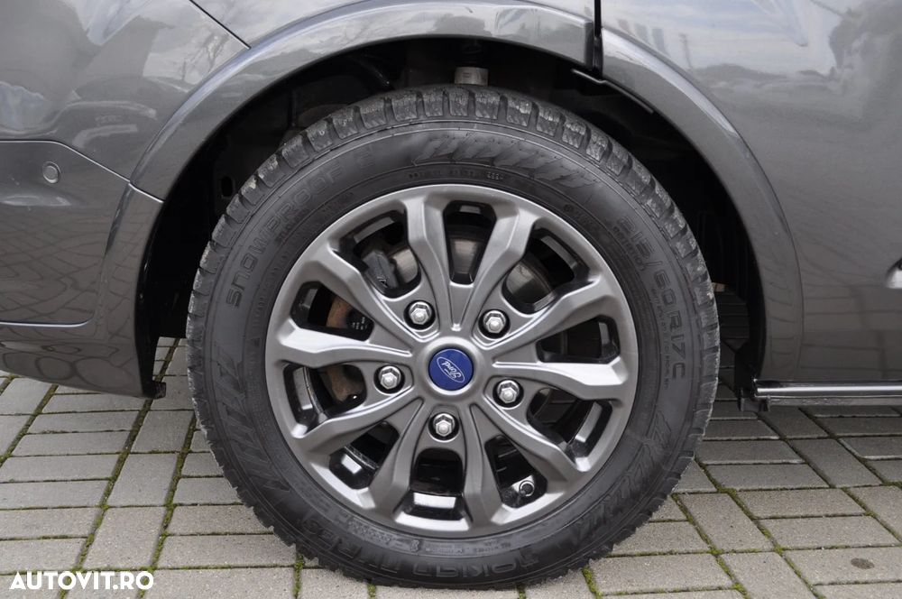 Ford Tourneo Custom Bus 320 2.0 EcoBlue 130 CP L2H1 Titanium Aut. - 13