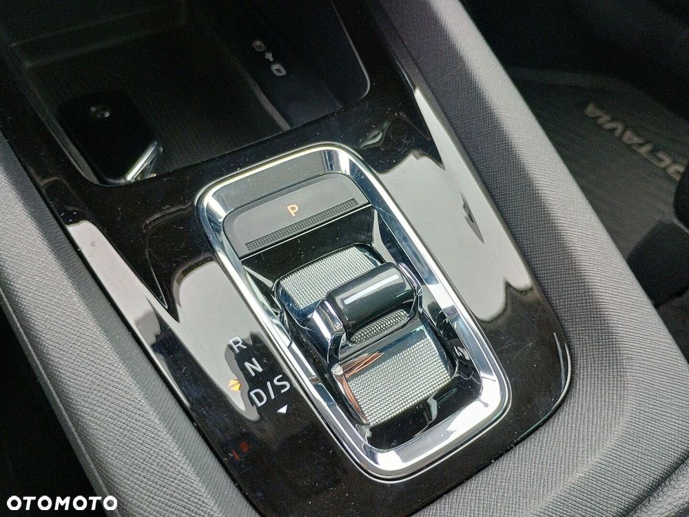 Skoda Octavia 2.0 TDI Style DSG - 30