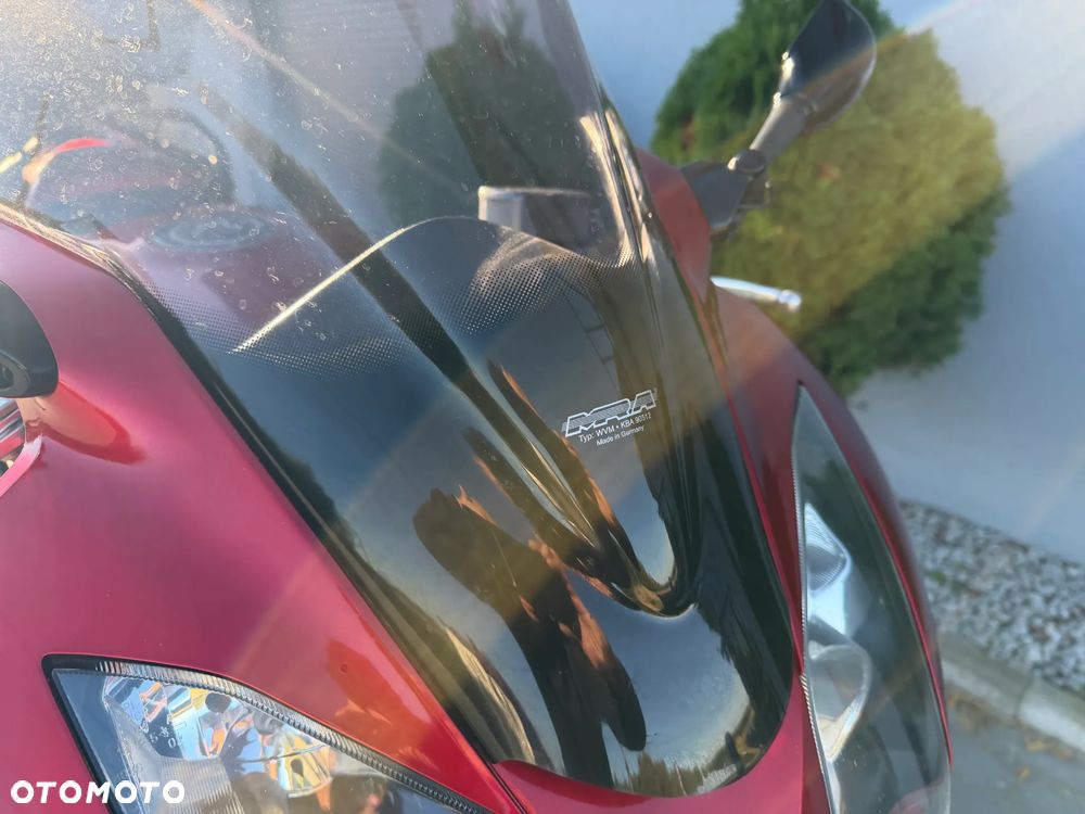 Honda VFR - 25
