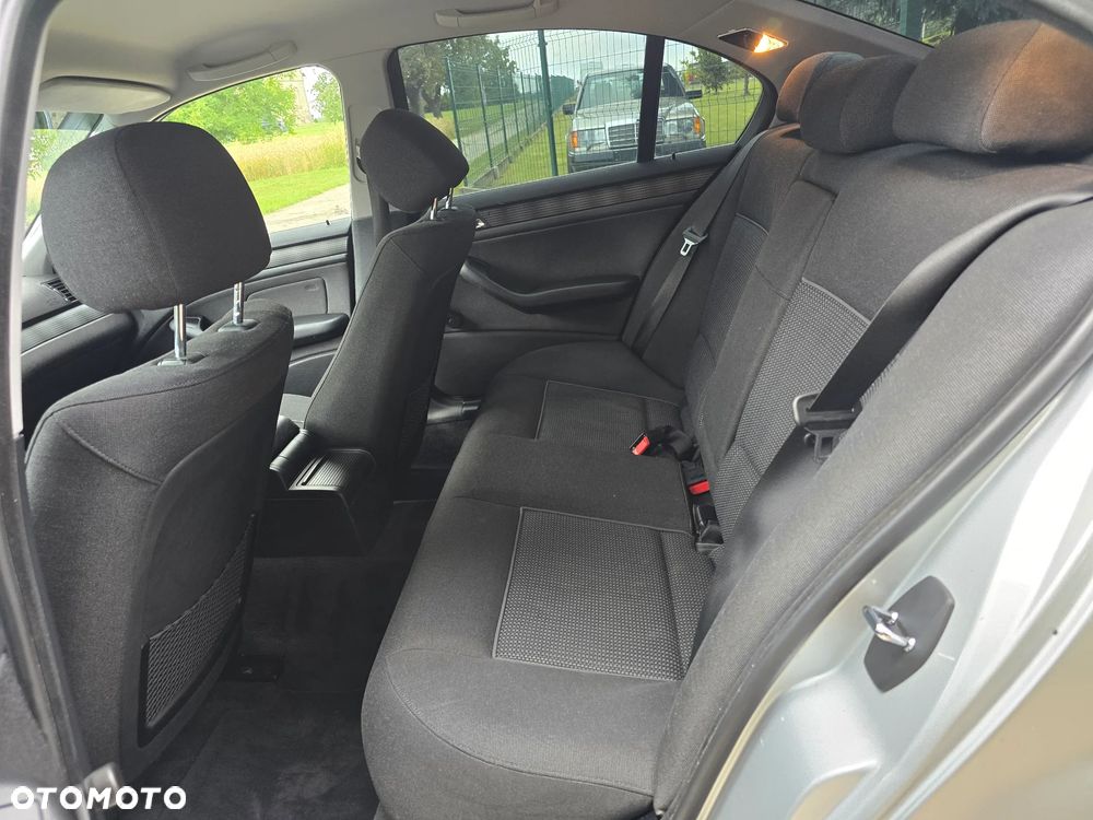 BMW Seria 3 - 15