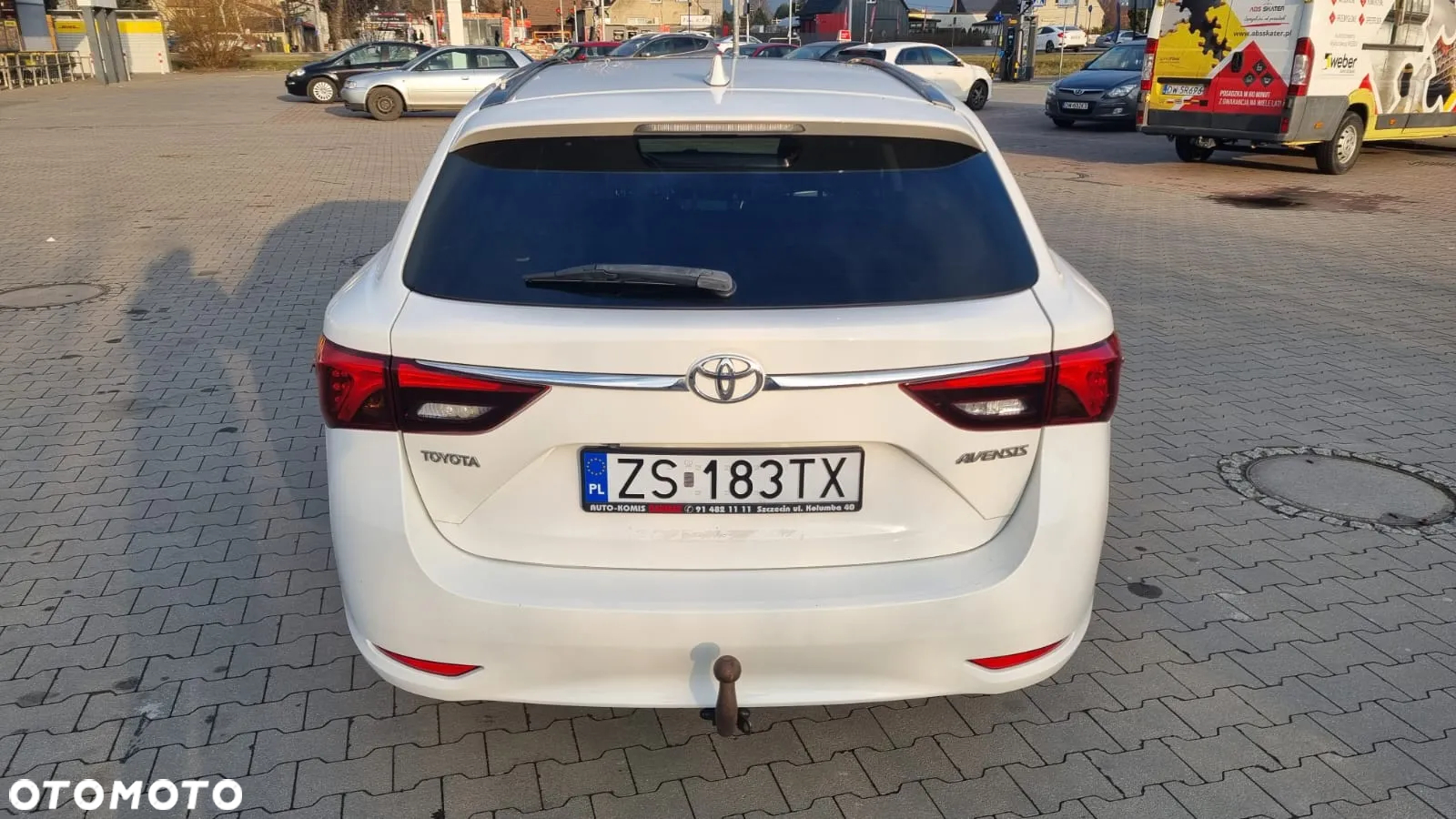 Toyota Avensis Touring Sports 1.8 Executive - 4