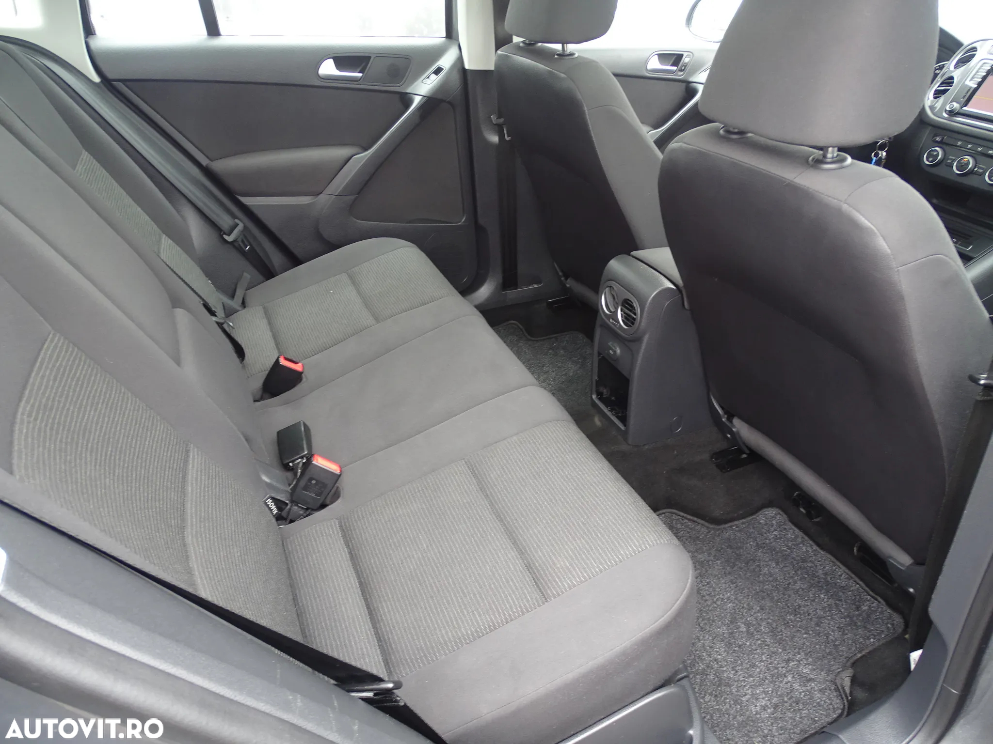 Volkswagen Tiguan 1.4 TSI BlueMotion Technology Trend & Fun - 12