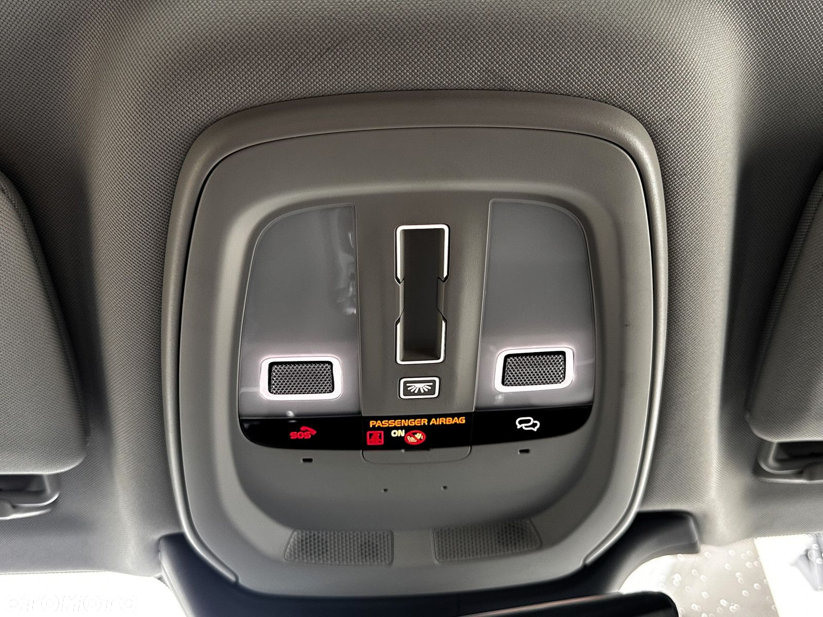 Volvo S90 - 36