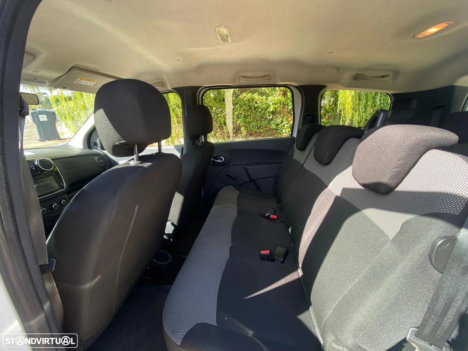 Dacia Lodgy 1.5 dCi Confort 7L - 28