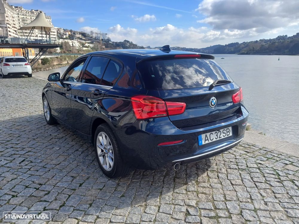 BMW 116 d Aut. Sport Line - 9