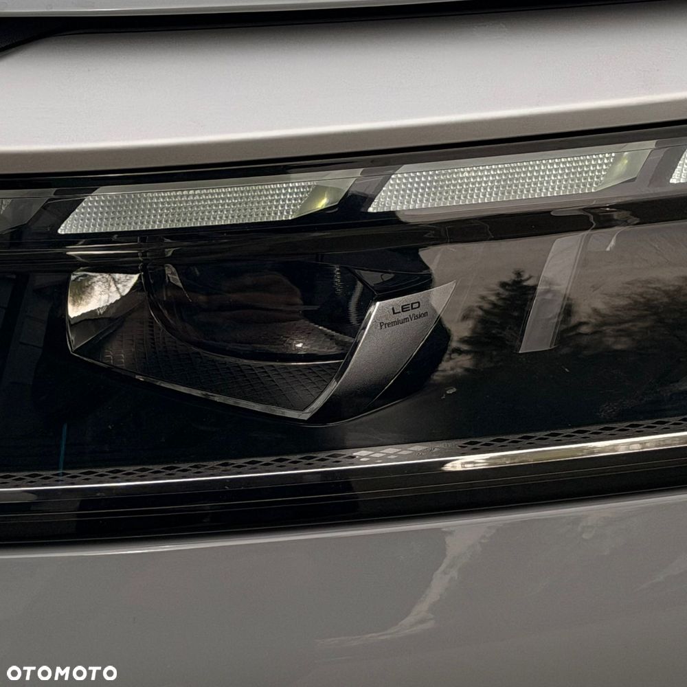 Omoda 9 1.5 Super Hybrid Exclusive AWD - 10