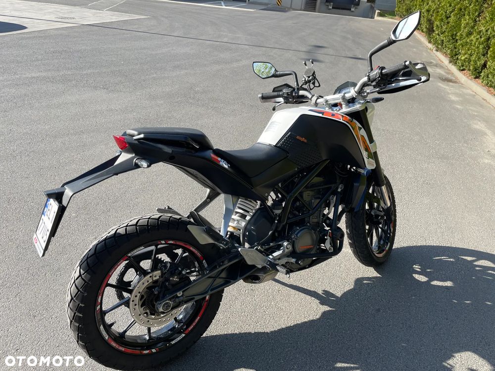 KTM Duke 125 - 12