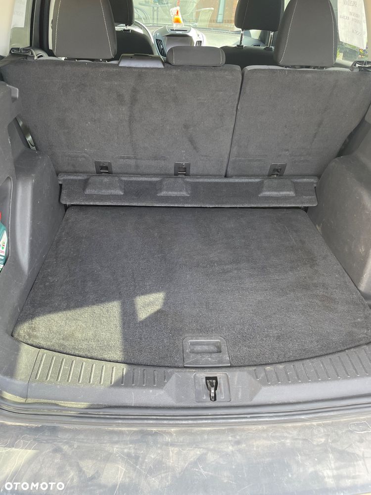 Ford Escape 1.6 EcoBoost AWD SE - 8