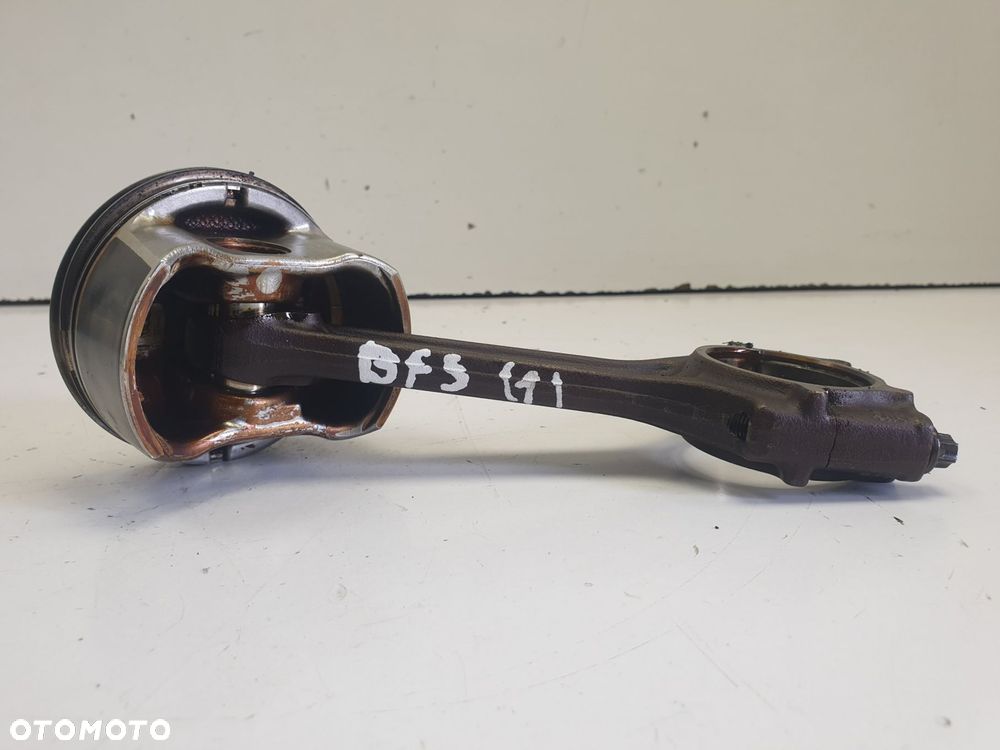 VW New Beetle 1.6 8V BFS TŁOK KORBOWÓD - 3